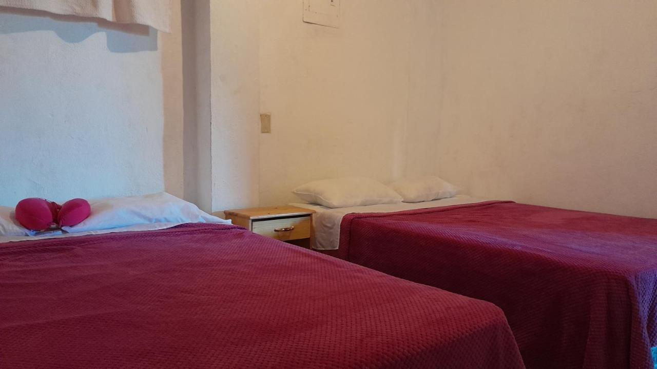 Hostal Dulces Suenos Panajachel Extérieur photo