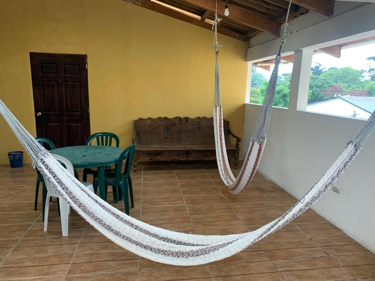 Hostal Dulces Suenos Panajachel Extérieur photo
